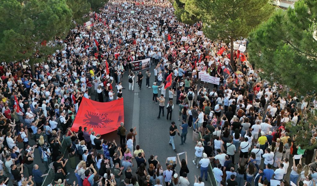 Arnavutluk'taki protestolar
